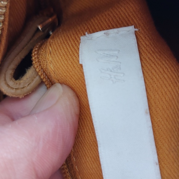 H&M suede tan mini crossbody bag. Good used condition. - Picture 9 of 11